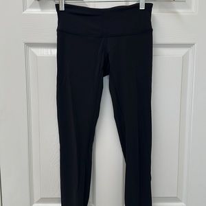 Black lululemon leggings